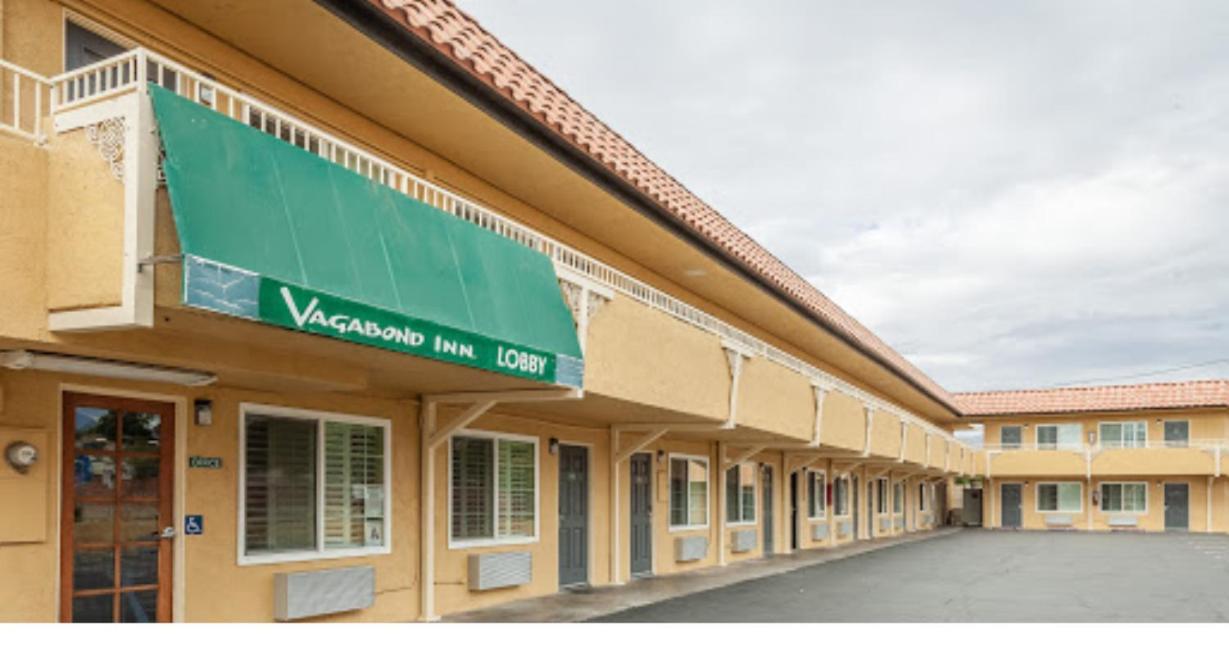 Vagabond Inn Hemet Buitenkant foto